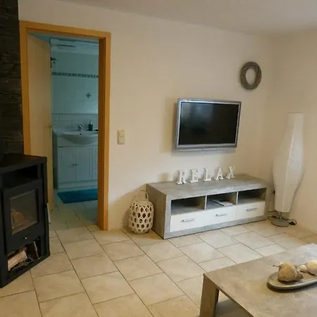 3 Personen Ferienwohnung * Munchenbernsdorf